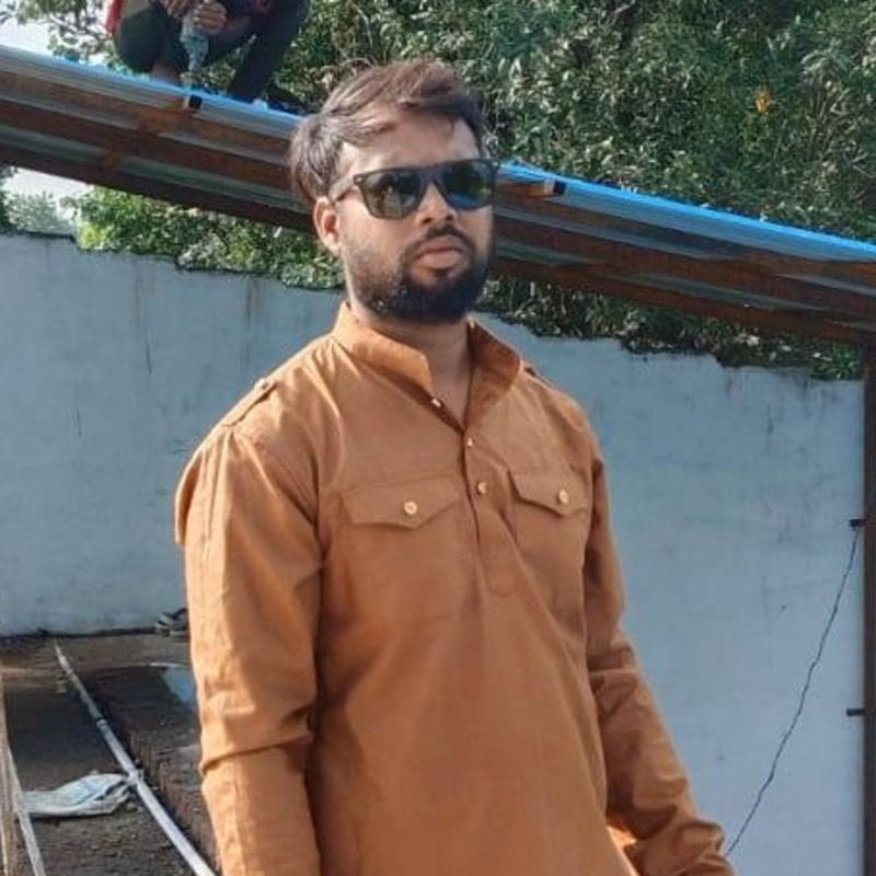 रियान वेल्डिंग profile